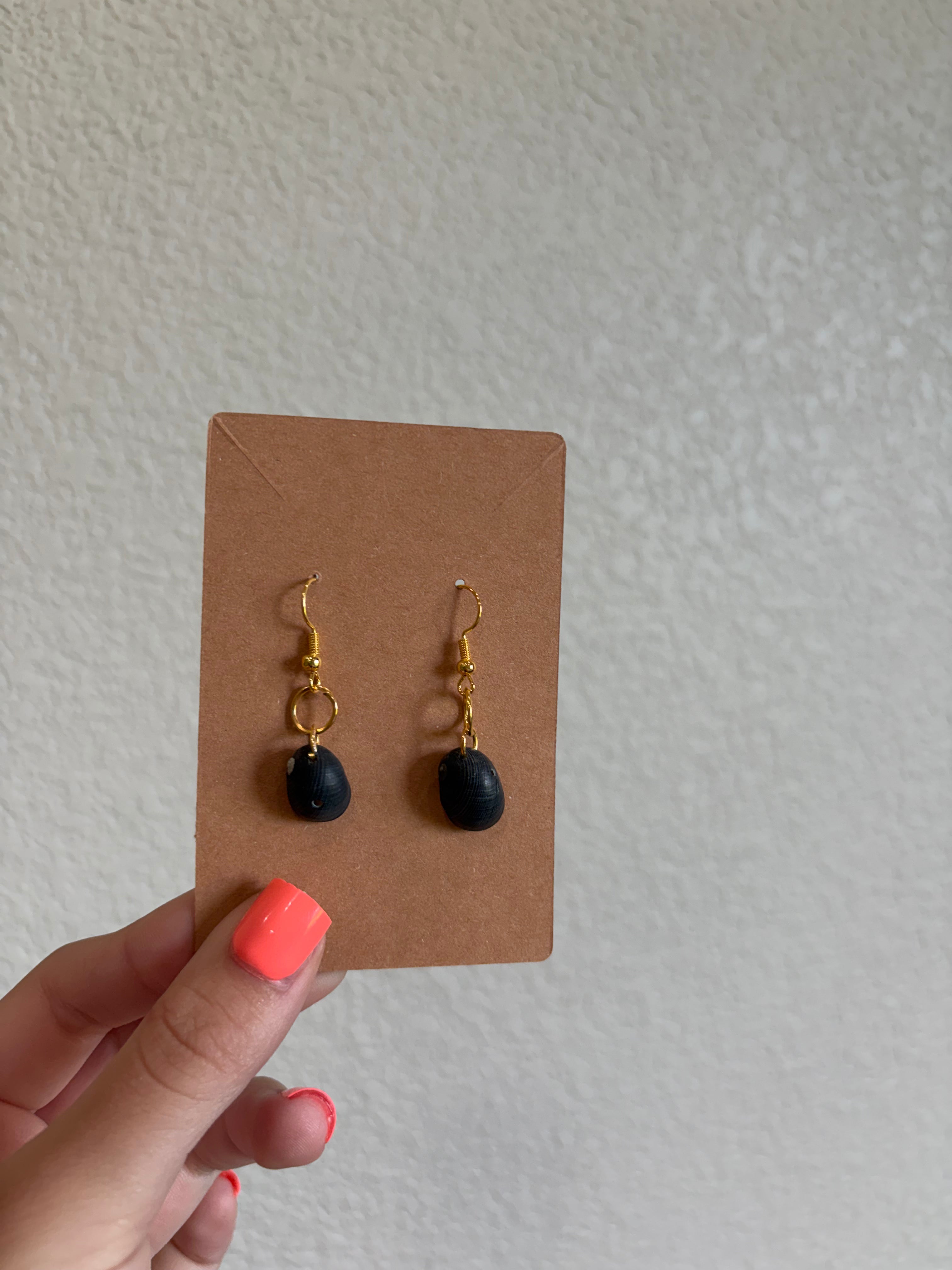 Small Black Shell Earrings